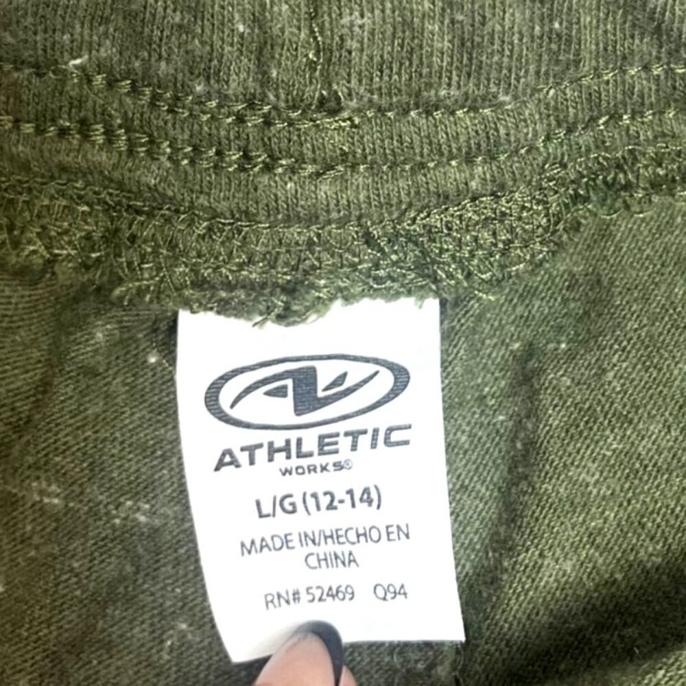 Athletic Works Lot of 2 Gym Sweat Shorts Green Gray Women's Size Large 12-14 - Picture 7 of 9